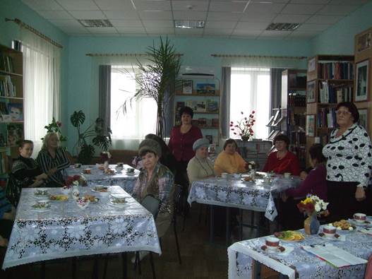 25.11.16lit vecher k dnju materi