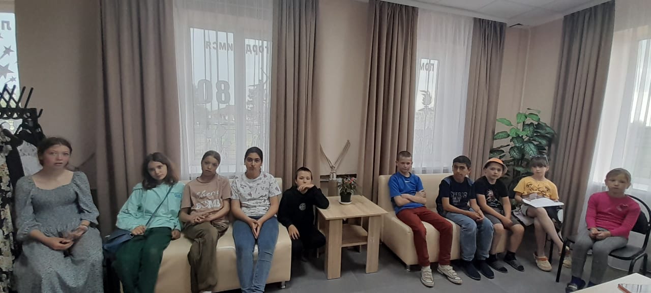 _06.05.2025_Час_памяти_Храбрые_дети_в_Верхоломовском_отделе.jpeg