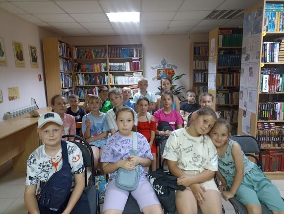 _1_11.07.2025_Час_этикета_О_хороших_манерах_в_простых_примерах_в_ПМК_-8_отделе.jpg