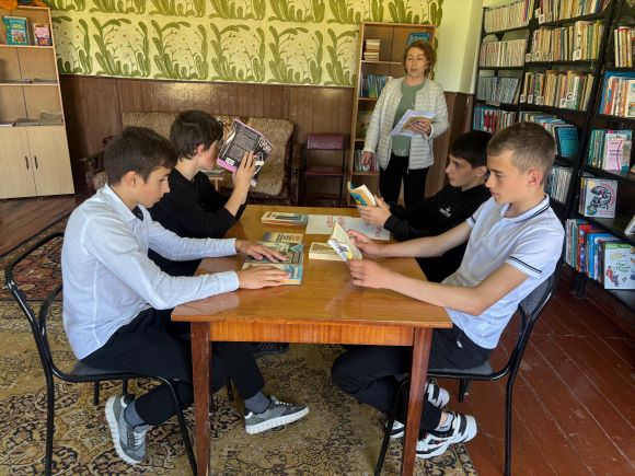 _ЦБ_20.05.2025_Час_здоровья_Скажем_СПИДу-_нет_в_Красночабанском_отделе.jpg