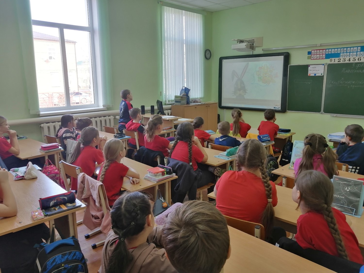 Фото 3. 03.02.2023 Познавательный час Мир природы в книгах Павловой. ДБ