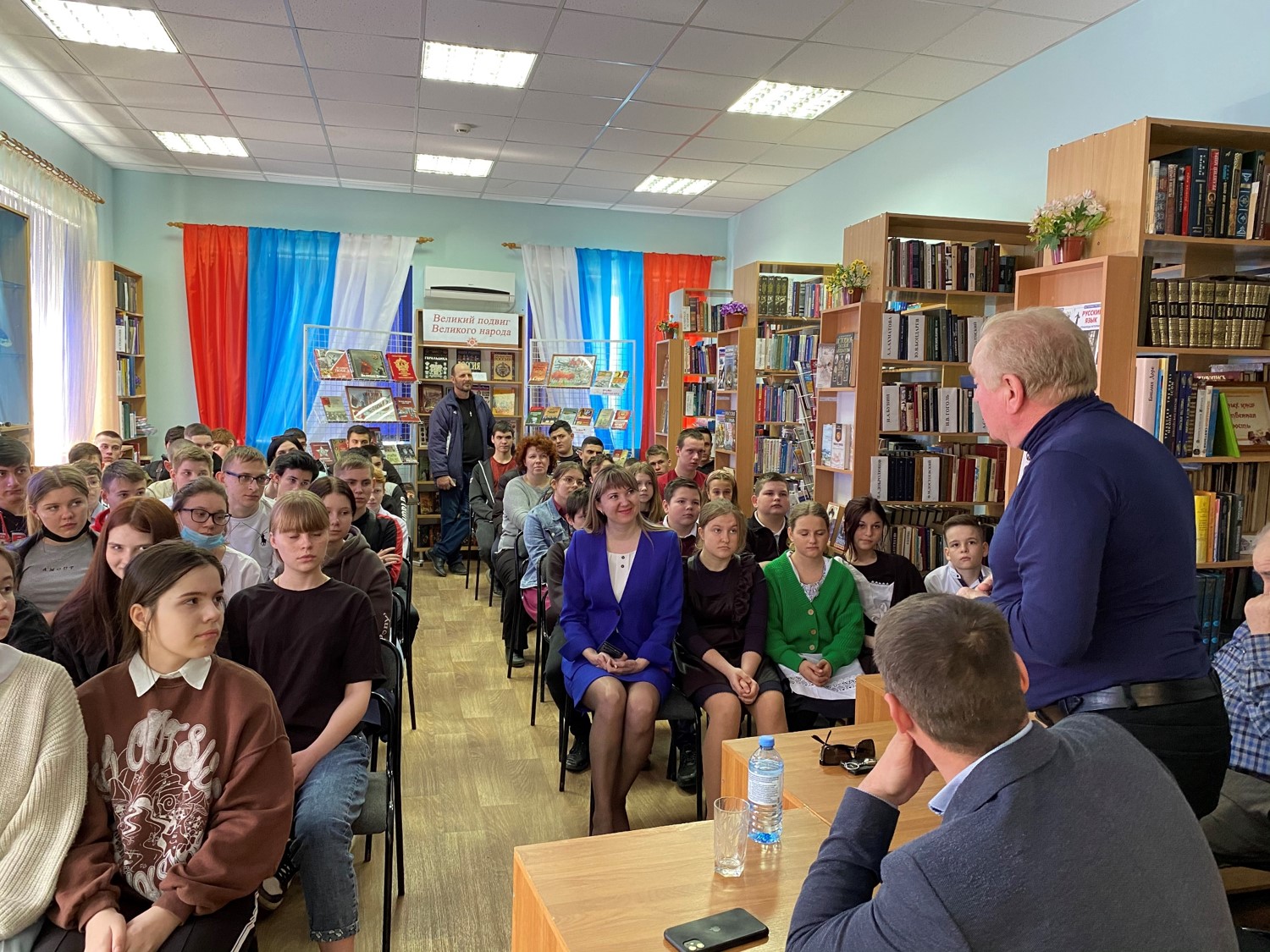 Фото 5. тематический вечер реквием Солдатами не рождаются.29.03.2022