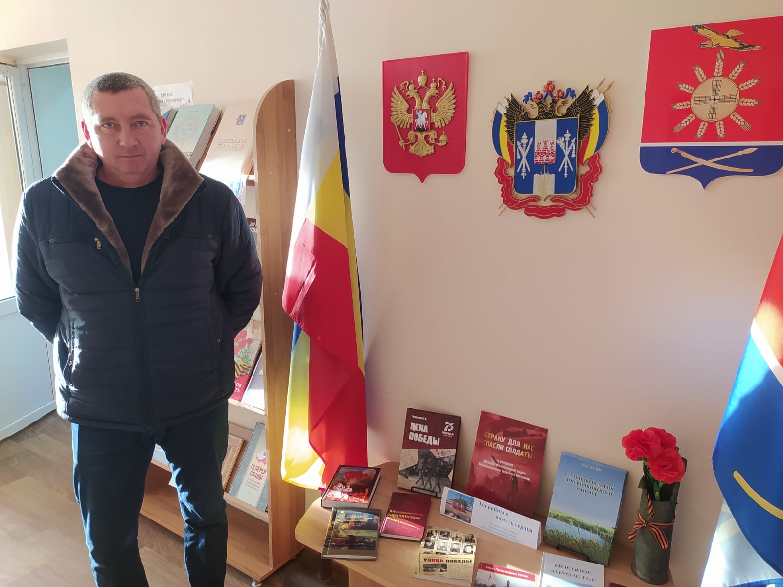 Фото 2. 09.01.2023 библиографический обзор книжной выставки Эхо войны и память сердца. ЦБ