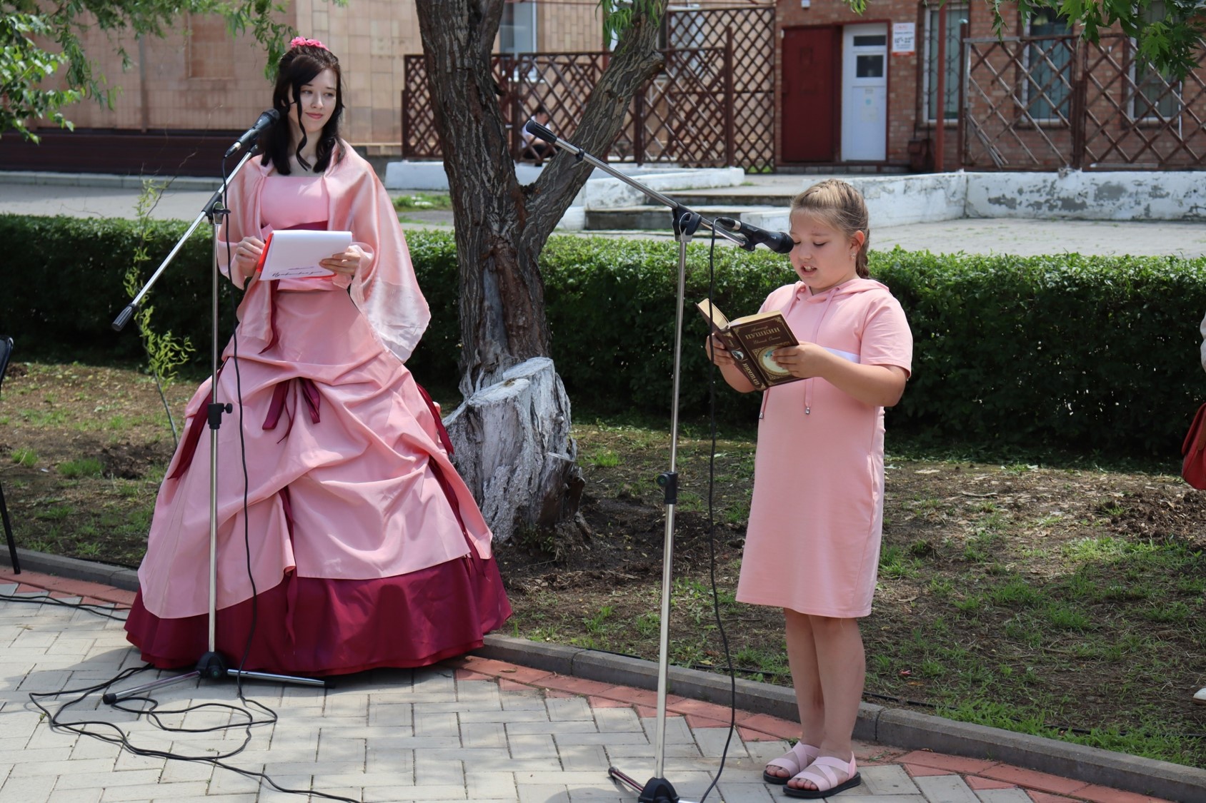 Фото 6. 06.06.2023 Литературный бульвар Вся палитра пушкинского слова. ЦБ