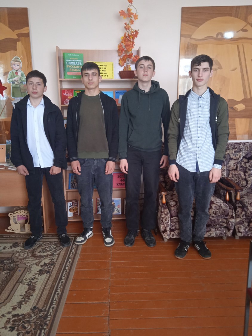 Фото. 06.12.2024 Беседа диалог Навстречу друг другу диалог культур в библиотеке в Глубочанском отделе