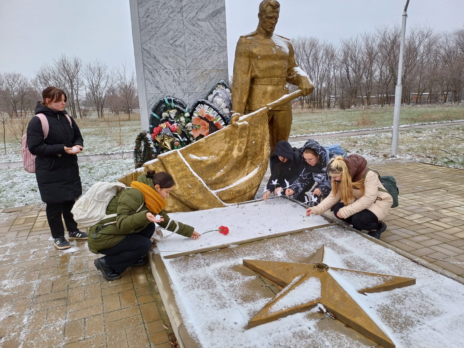 Фото 3. 03.12.2024 Час памяти Бессмертие Неизвестного Солдата в Камышевском отделе