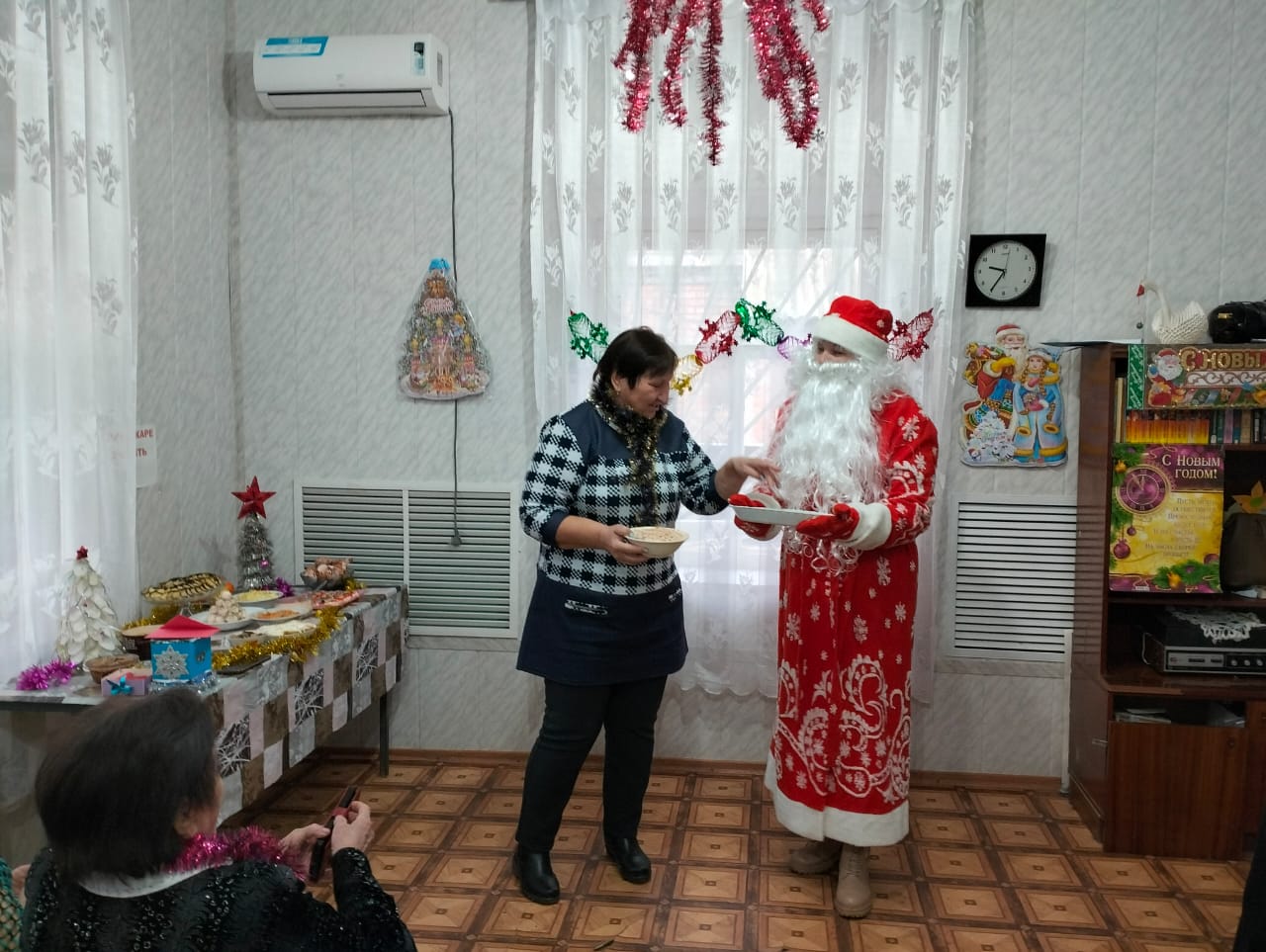 Фото 7. 27.12.2024 Вечер отдыха Новый год к нам мчится. ЦБ