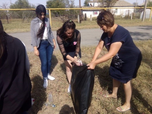Волонтерство в библиотеках Зимовниковского района15
