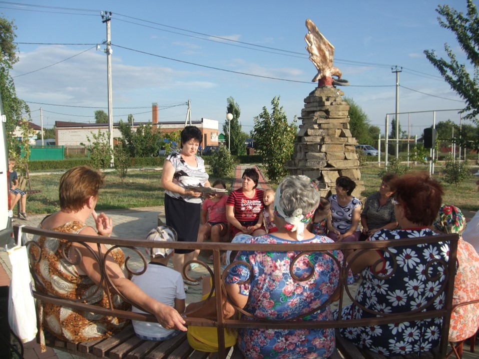 21.07.18 Литер.поэтический вернисаж Кучм.парк1